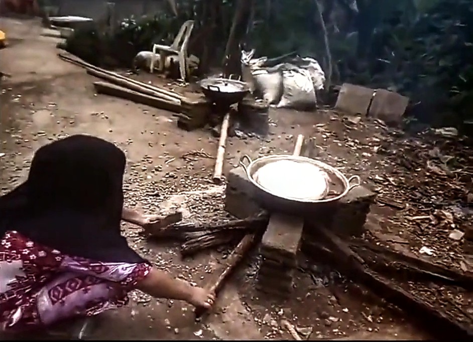 Rebo Wekasan Tradisi Tolak Bala Safar Masih Kental Dikalangan Masyarakat Desa 239