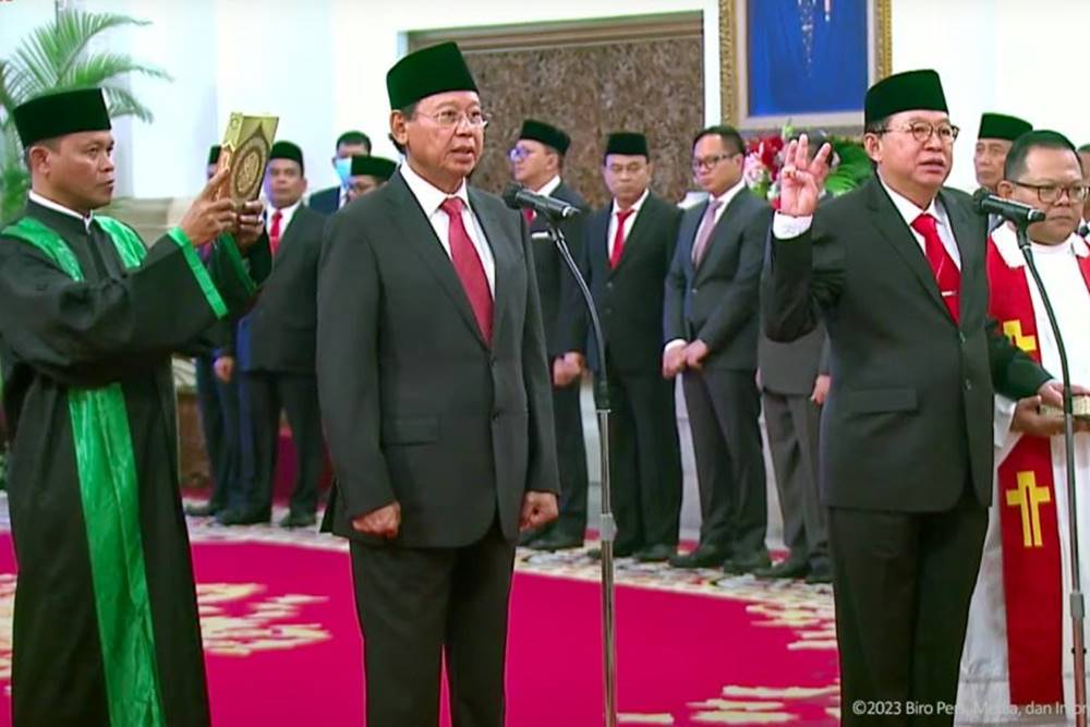 Presiden Jokowi Lantik Djan Faridz dan Gandi Sulistiyanto Sebagai Wantimpres 1