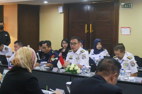 Bakamla RI Menyelenggarakan 9th Review Meeting on MoU Common Guidelines RI-Malaysia 2